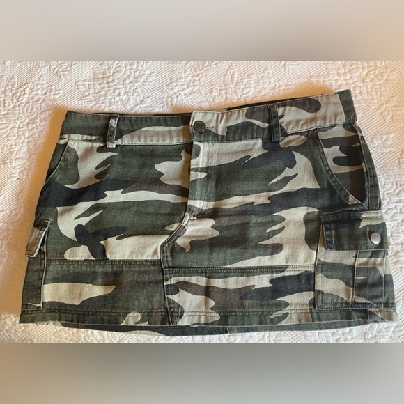 Muche Muchette mini camouflage jean skirt - Picture 1 of 5